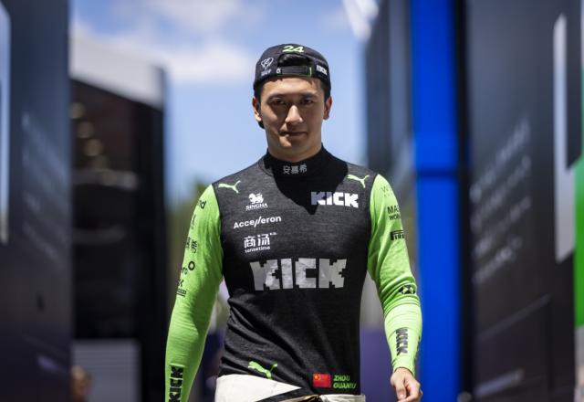 aoa体育-布里亚托雷引发一系列变化 周冠宇未来仍然乐观