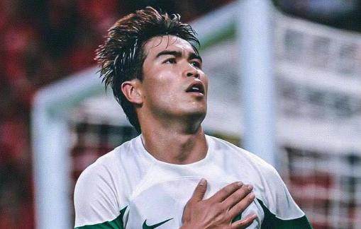 aoa体育-【中超】李磊伤退乃比江首球 蓉城0比1国安赛季首败